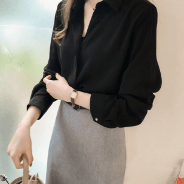 骨格ストレートシンプルブラウストップス