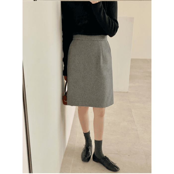 骨格ストレートAラインショートスカート