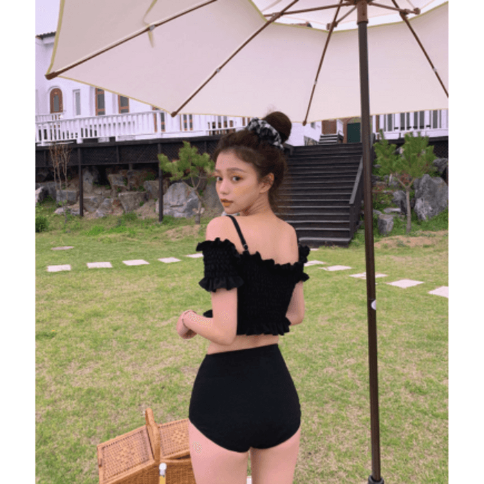 骨格ストレートシャーリングフリル水着