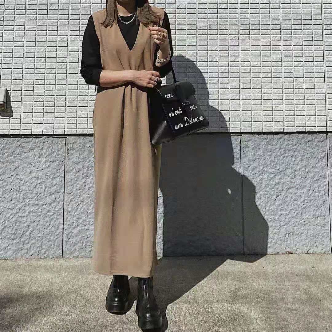 骨格ストレートVネックベストワンピース