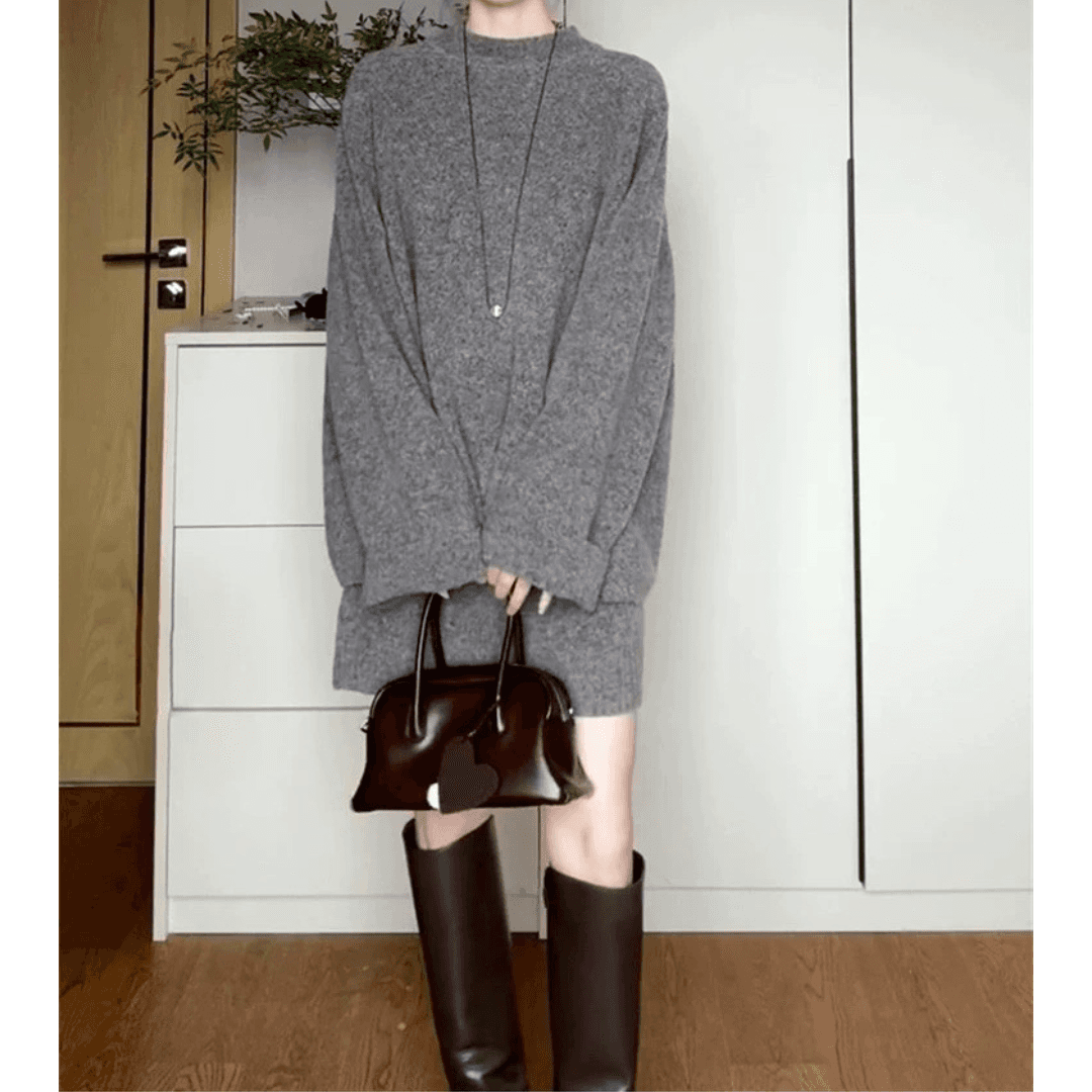 骨格ストレートクルーネックミニスカートセットアップ