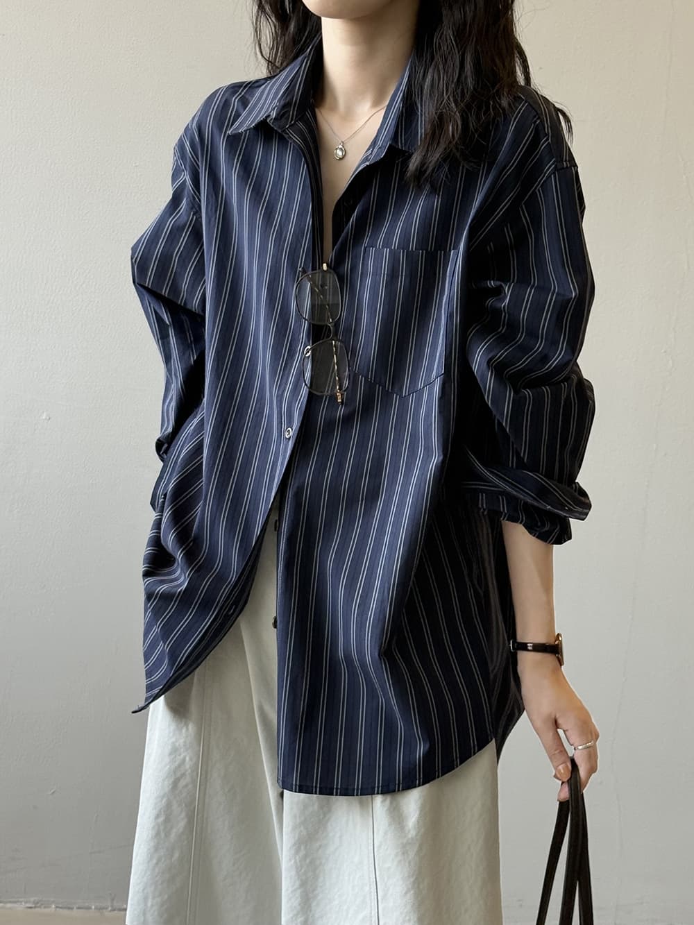 骨格ストレートシャツカラーストライプシャツ