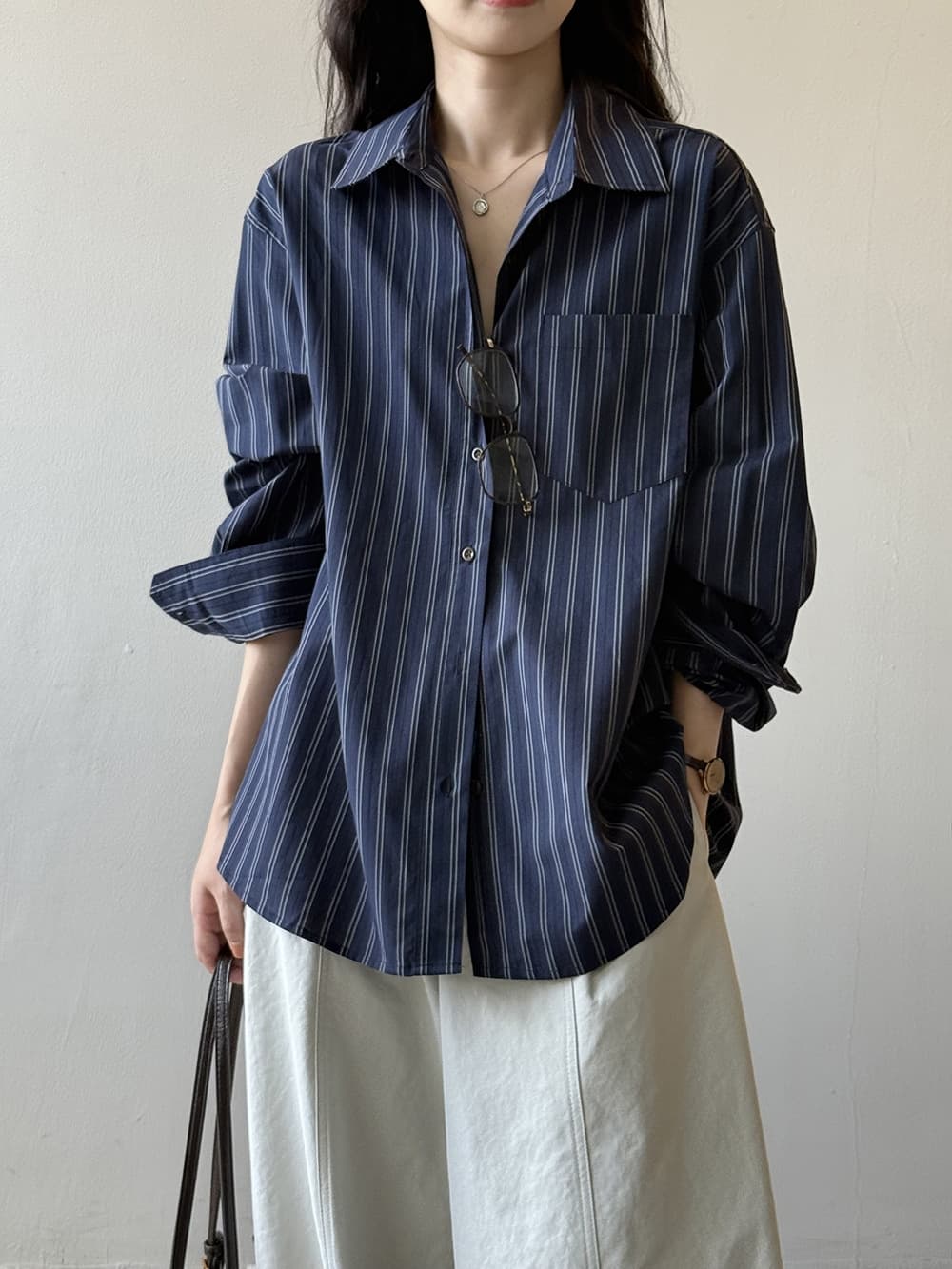骨格ストレートシャツカラーストライプシャツ