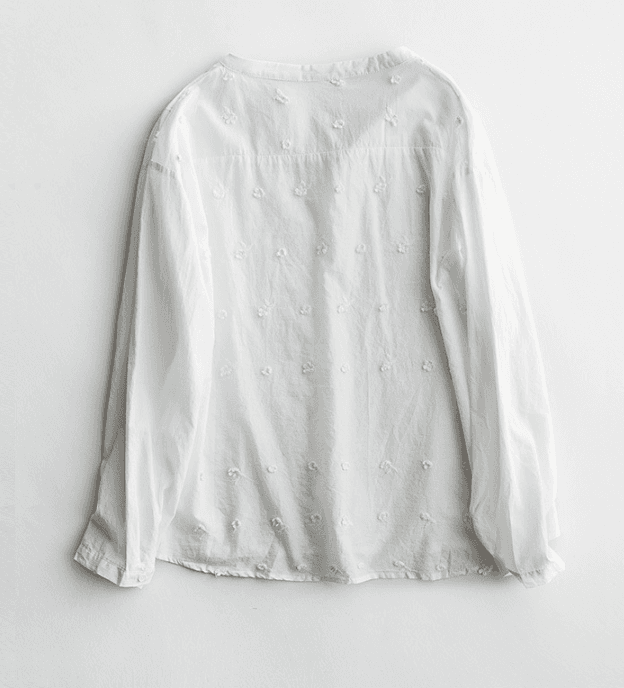 骨格ストレートキーネックレースブラウス