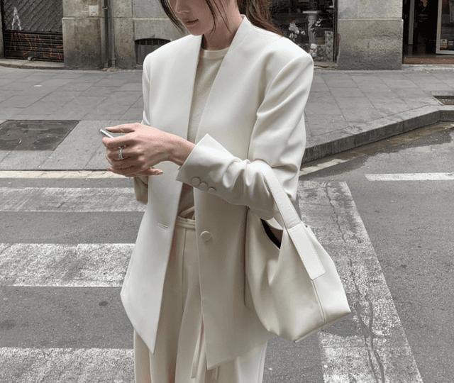 骨格ストレートノーカラージャケット