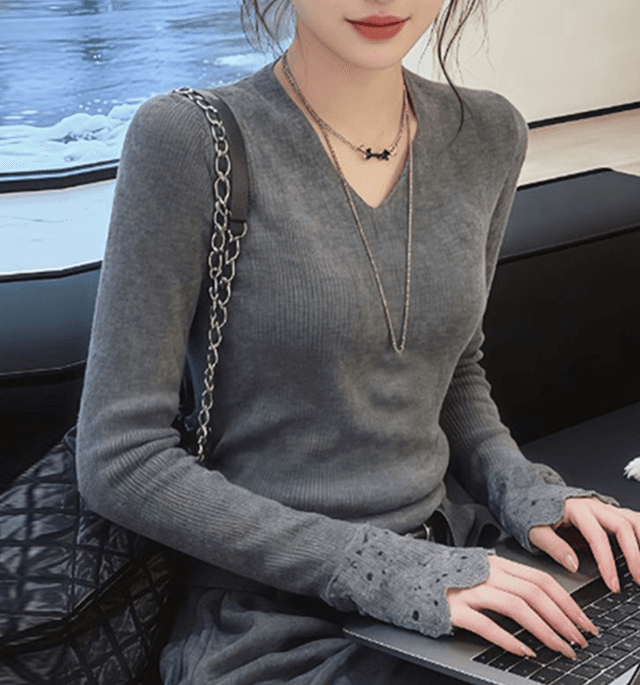 骨格ストレートVネックレースパッチニットトップス