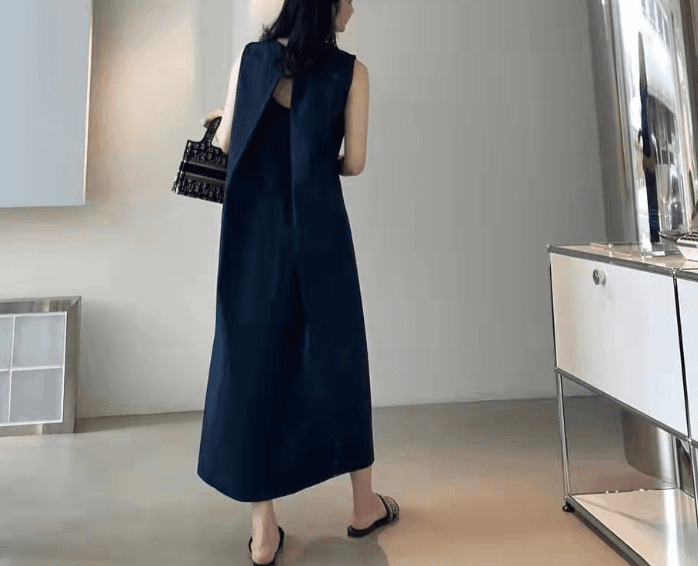 骨格ストレートバックコンシャルノースリーブワンピース