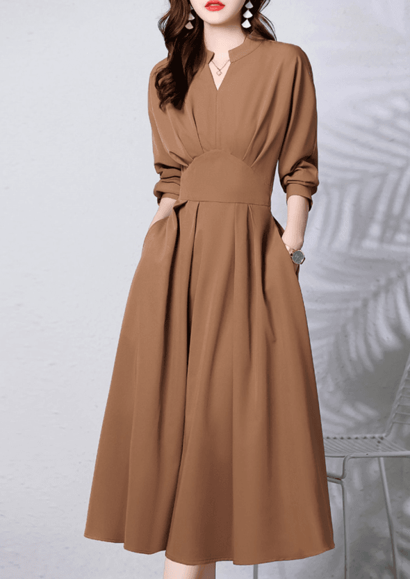 骨格ストレートスキッパーネックフレアワンピース