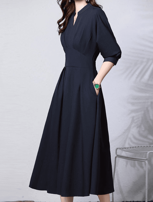 骨格ストレートスキッパーネックフレアワンピース