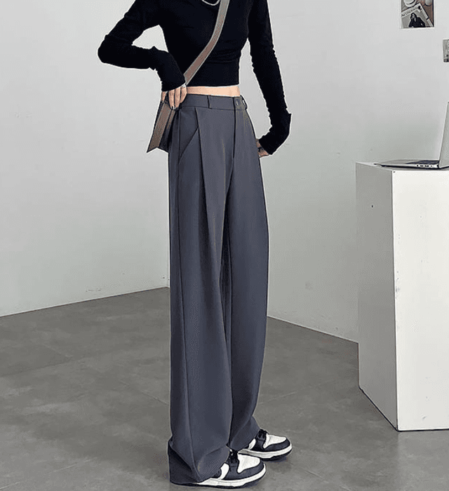 骨格ストレートサイドタックストレートパンツ