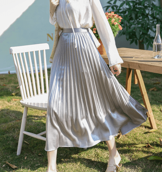 骨格ストレートプリーツスカート