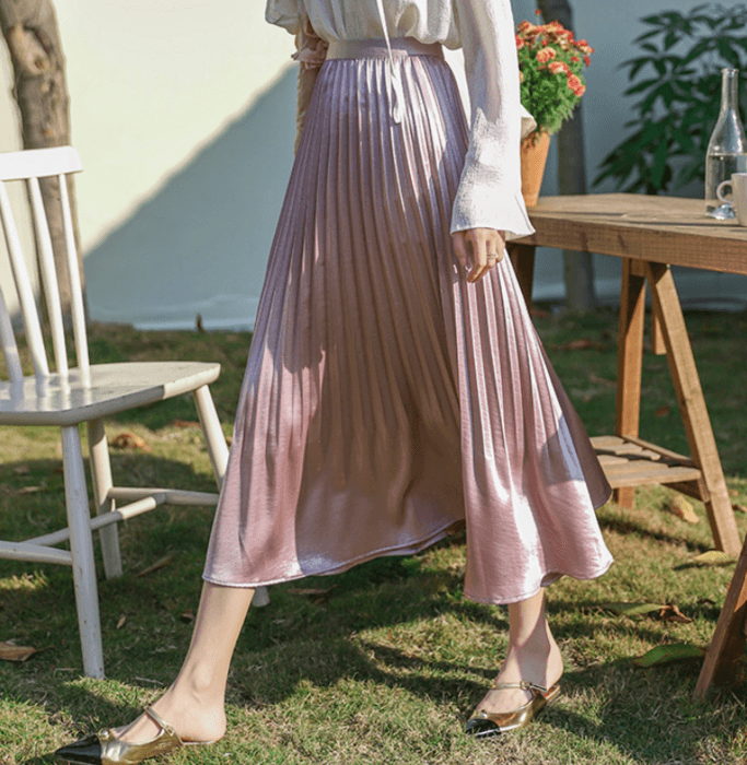 骨格ストレートプリーツスカート