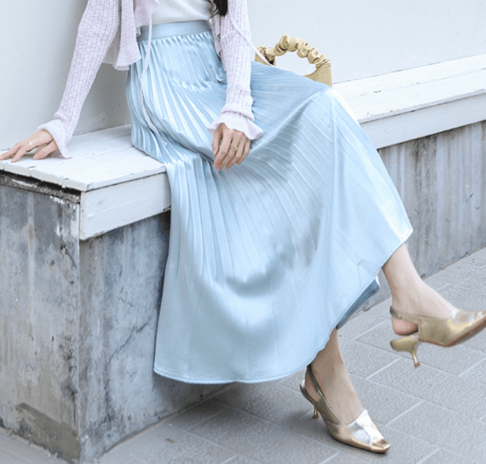 骨格ストレートプリーツスカート