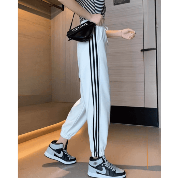 骨格ストレートサイドラインスウェットパンツ