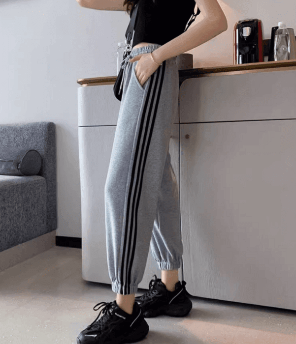 骨格ストレートサイドラインスウェットパンツ