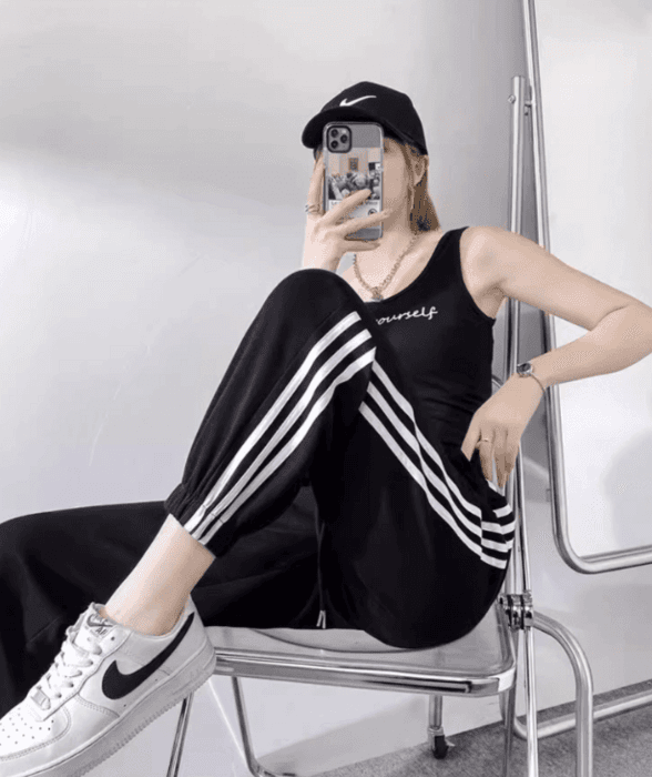 骨格ストレートサイドラインスウェットパンツ