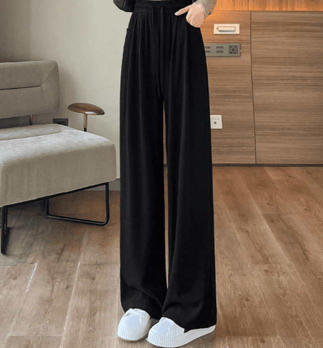 骨格ストレートリラックスワイドパンツ