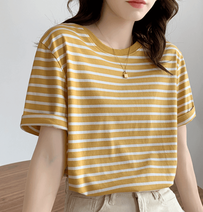 骨格ストレートラウンドネックボーダーTシャツ