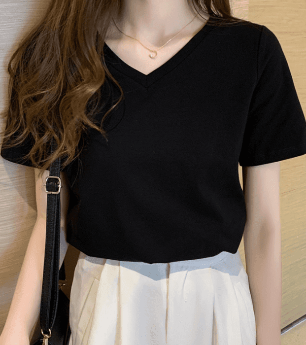 骨格ストレートVネックシンプルTシャツ
