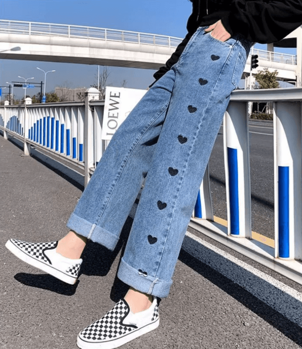 骨格ストレートサイドハートカットデニムパンツ