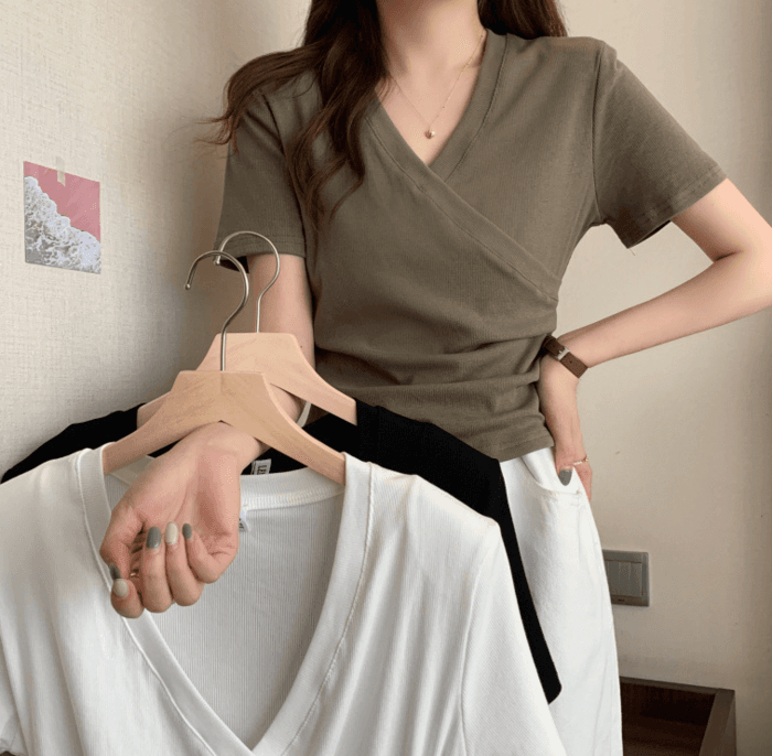 骨格ストレートラップ風デザイン半袖Tシャツ