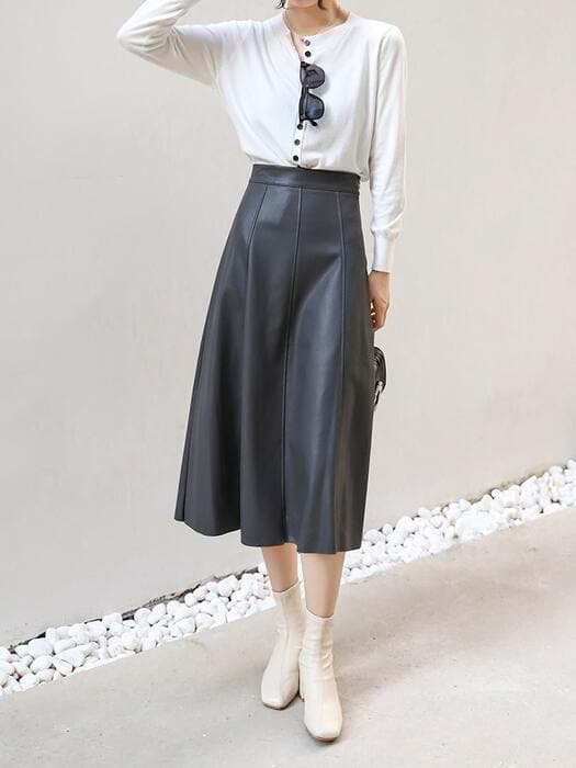 骨格ストレートシンプルフレアスカート