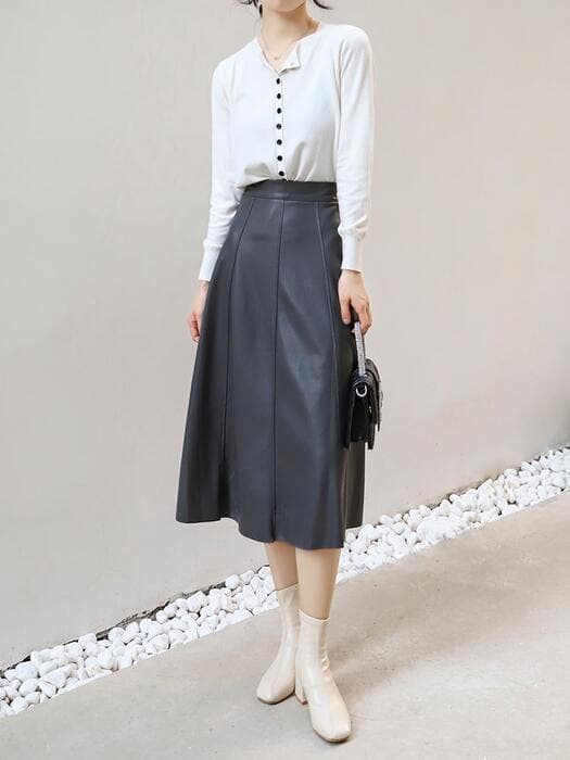 骨格ストレートシンプルフレアスカート
