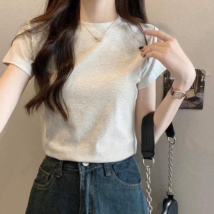 骨格ストレートラウンドネックTシャツ
