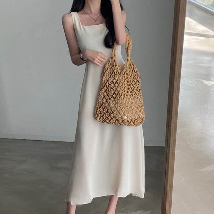 骨格ストレートスクエアネックノースリーブワンピース