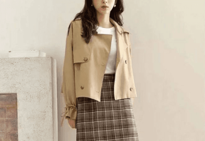 骨格ストレートベルスリーブショートトレンチコート