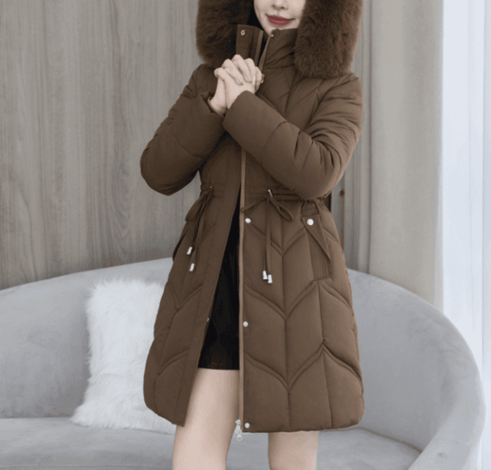 骨格ストレートミドル丈ダウンコート