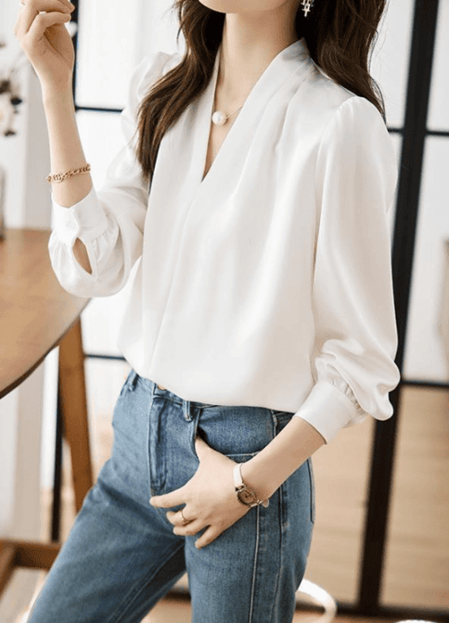 骨格ストレートVネックシフォンブラウス