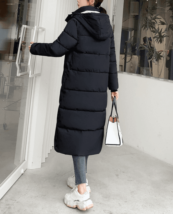 骨格ストレートフード付きロングダウンコート
