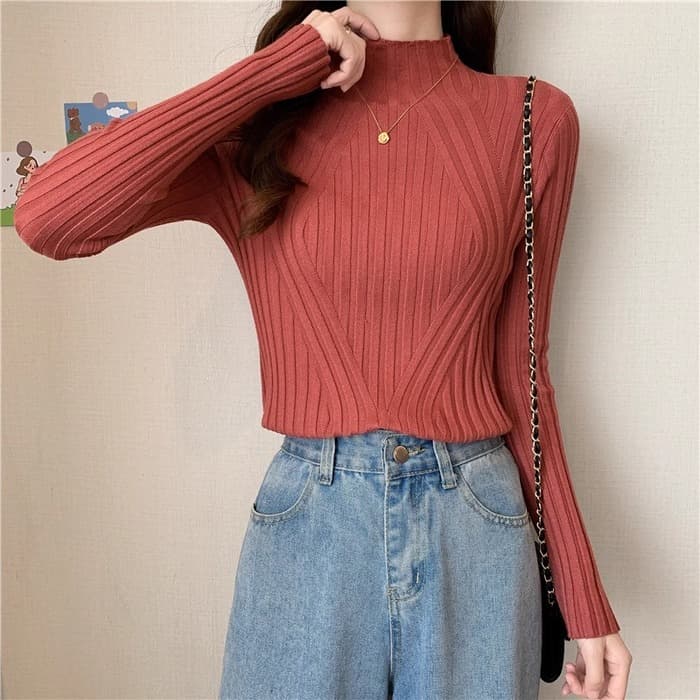 骨格ストレートモックネック太リブニットトップス