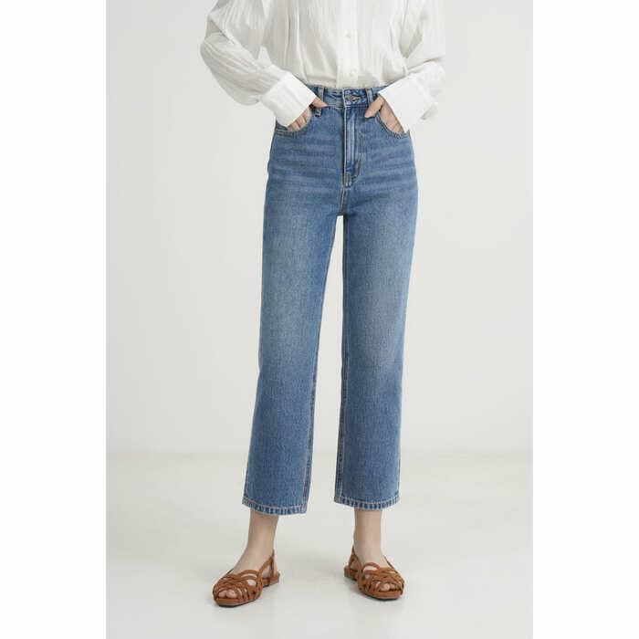 骨格ストレートさんに合うハイウエストボトムス5選