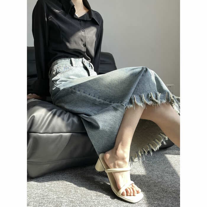 骨格ストレートカットオフデニムスカート
