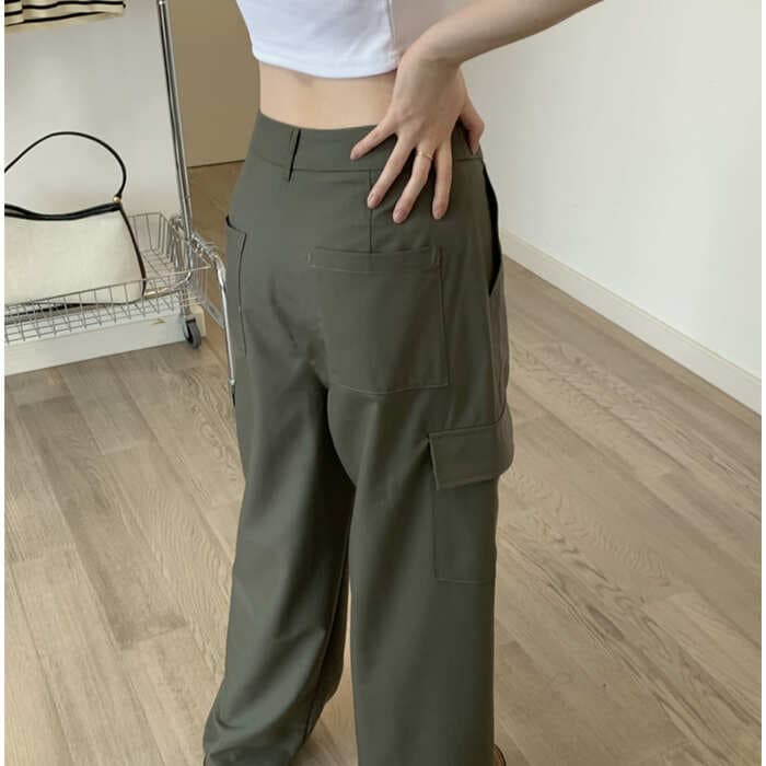 骨格ストレートベーシックカーゴパンツ