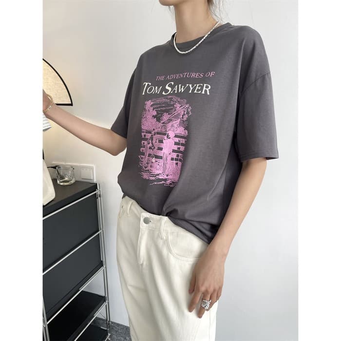 骨格ストレートプリントTシャツ