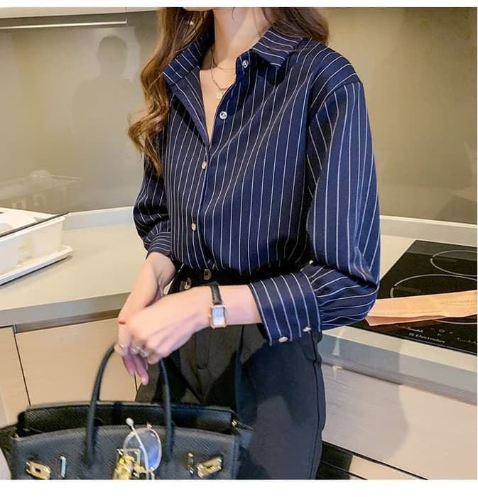 骨格ストレートストライプブラウストップス