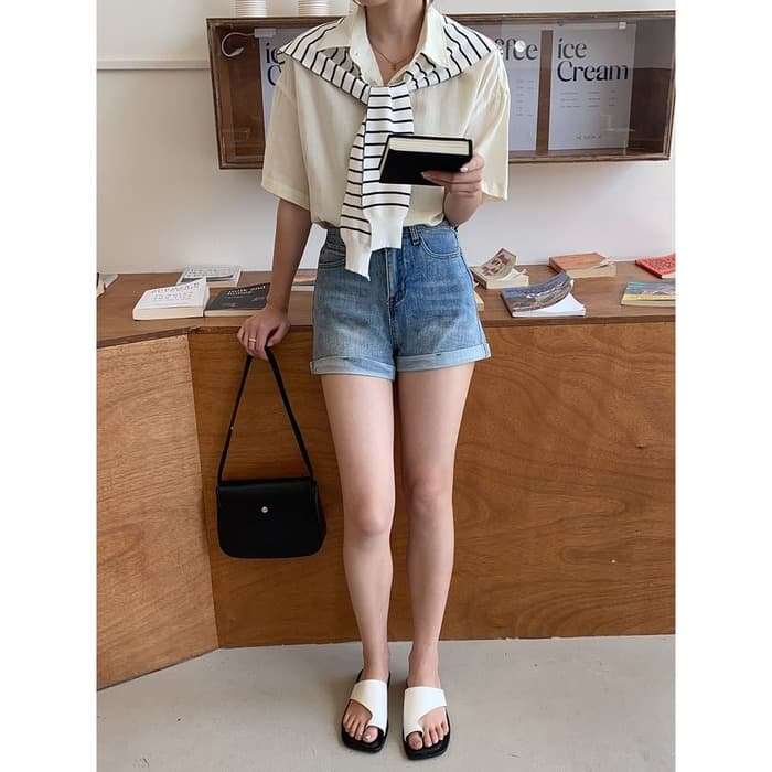 骨格ストレートショートパンツ