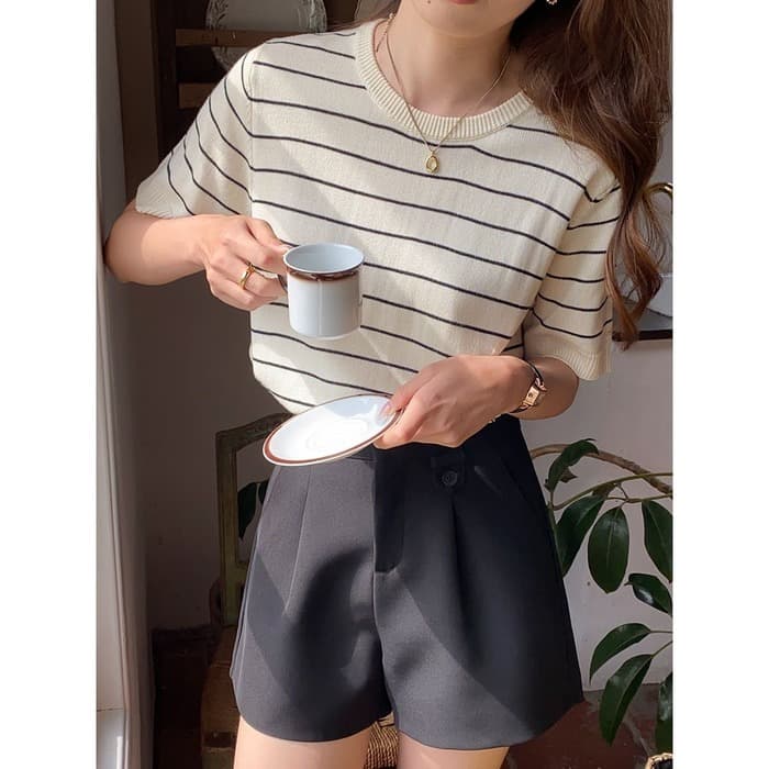 骨格ストレートベルト付きショートパンツ