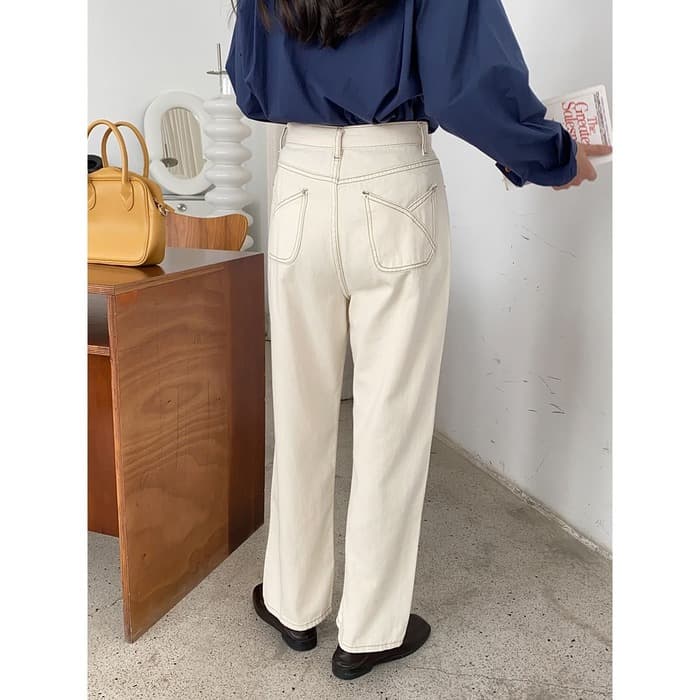 骨格ストレートストレートパンツ