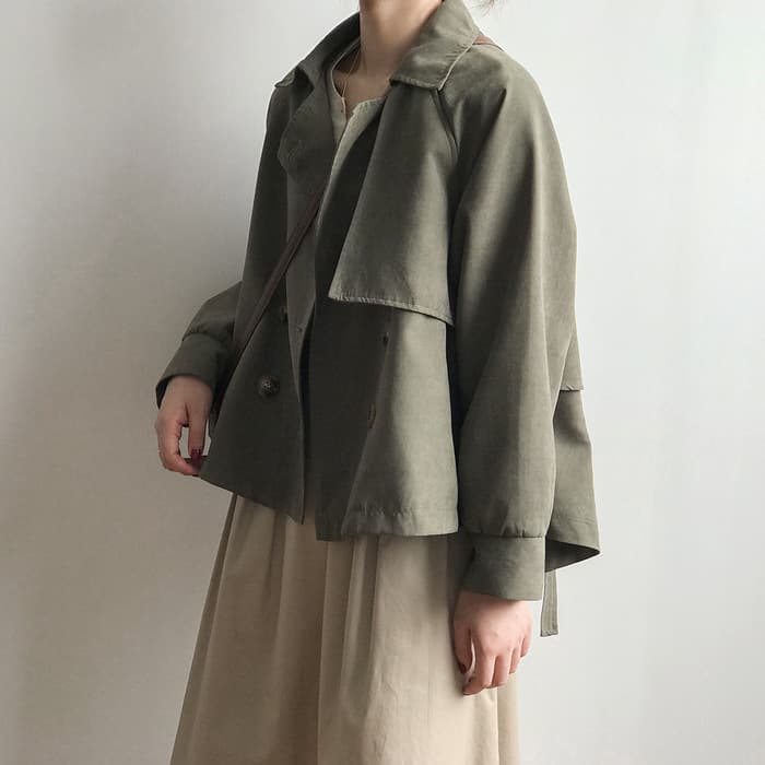 骨格ストレートショート丈トレンチコート