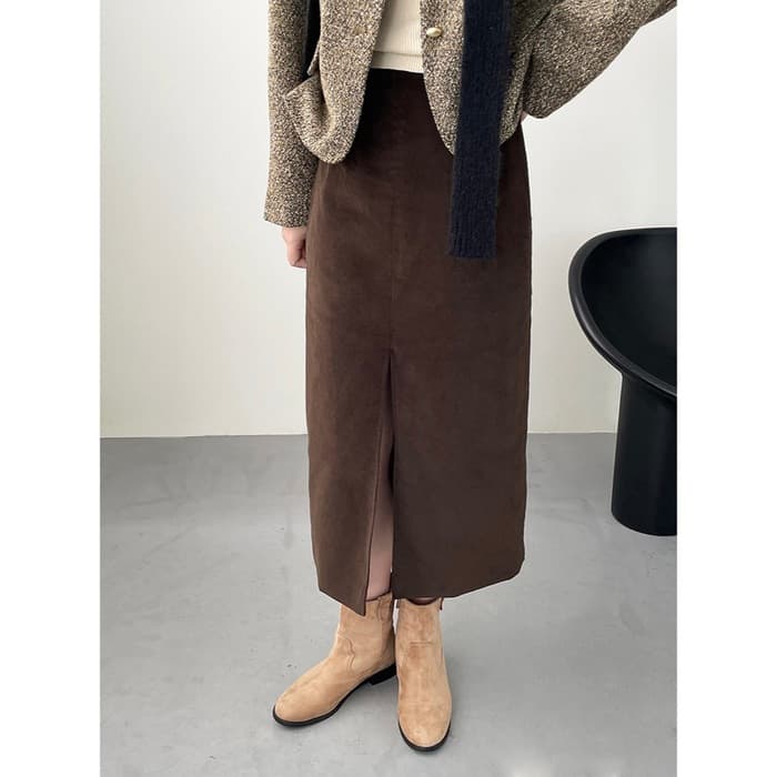 骨格ストレートスリット入りIラインスカート