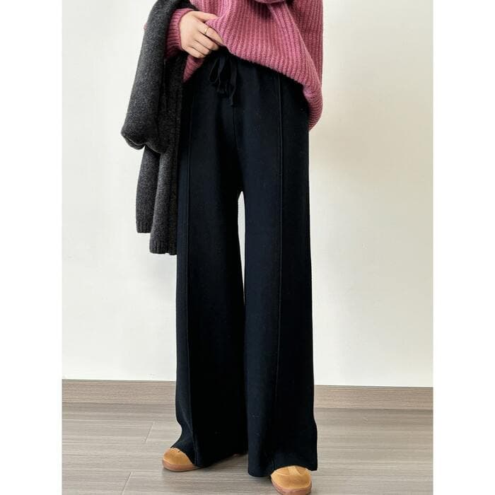 骨格ストレートワイドニットパンツ