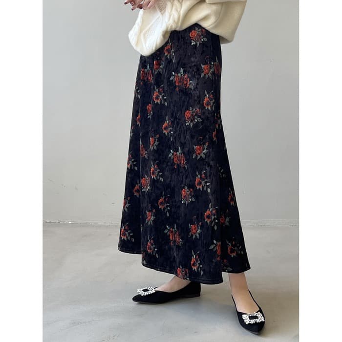 骨格ストレート花柄ベロアAラインスカート