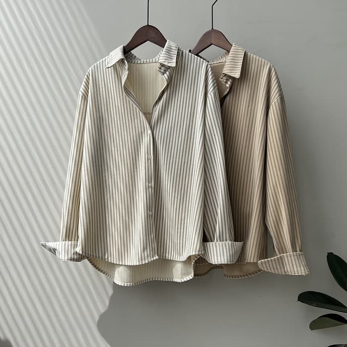 骨格ストレートストライプシャツトップス