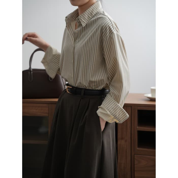 骨格ストレートストライプシャツトップス