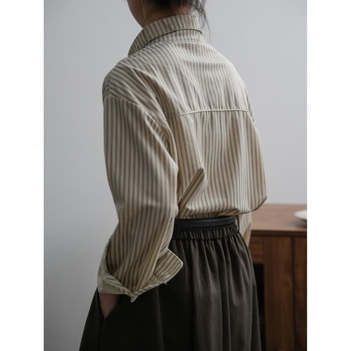 骨格ストレートストライプシャツトップス