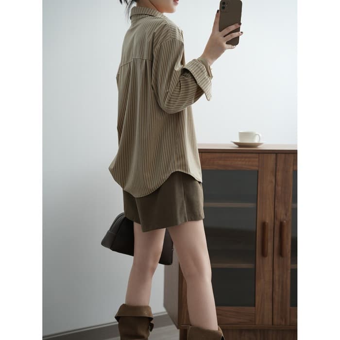 骨格ストレートストライプシャツトップス